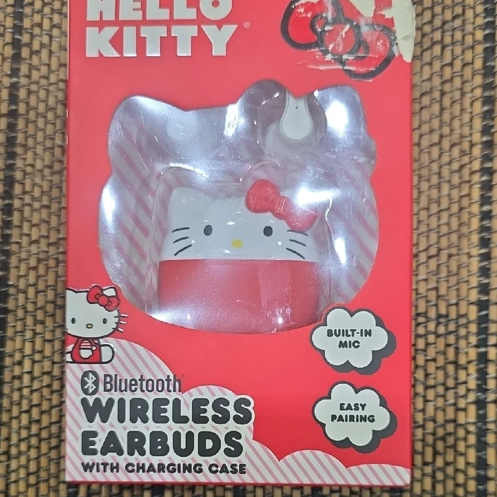 Hello Kitty Bluetooth Wireless Earbuds - Red With Charging Case